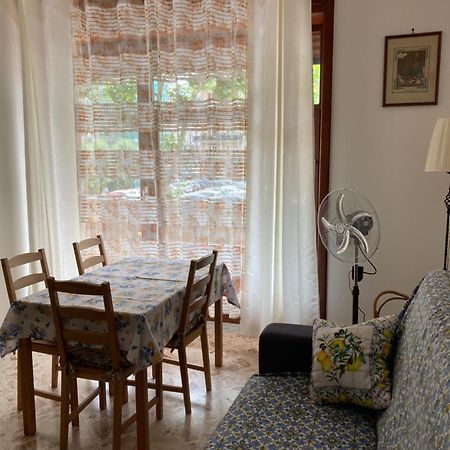Casa Vacanza Brezza Di Maestrale Salerno Ngoại thất bức ảnh