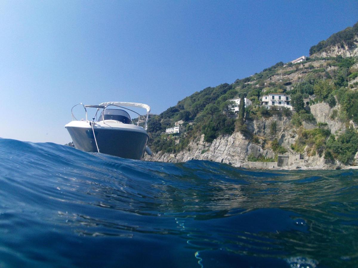 Casa Vacanza Brezza Di Maestrale Salerno Ngoại thất bức ảnh