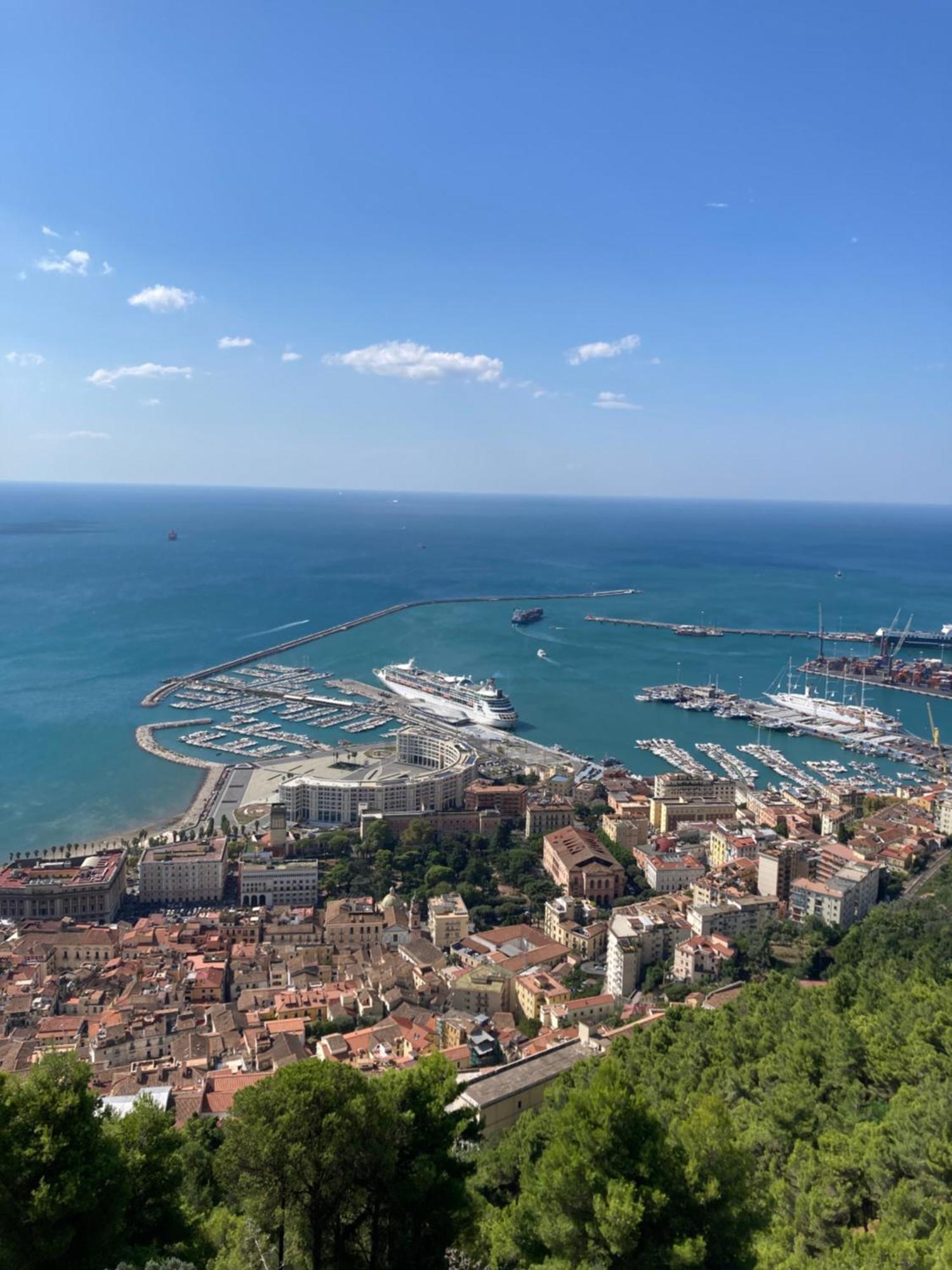 Casa Vacanza Brezza Di Maestrale Salerno Ngoại thất bức ảnh